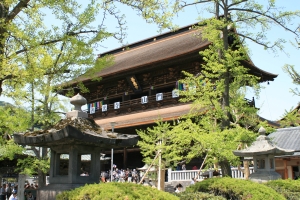 04-01